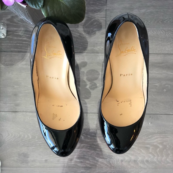 CHRISTIAN LOUBOUTIN FIFI PATENT LEATHER PUMPS - Picture 5 of 6